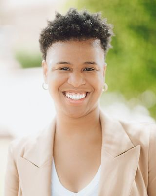 Mercedes Johnson, LAC